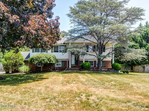 71 Sugar Maple Lane, Tinton Falls, NJ 07724