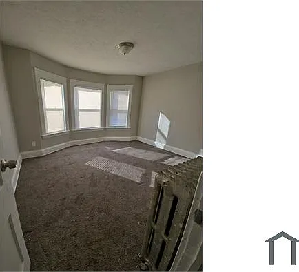 5 bed, $1,550 — Photo 1