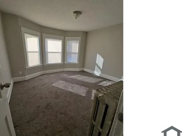 9601 Pierpont Ave, Cleveland, OH 44108
