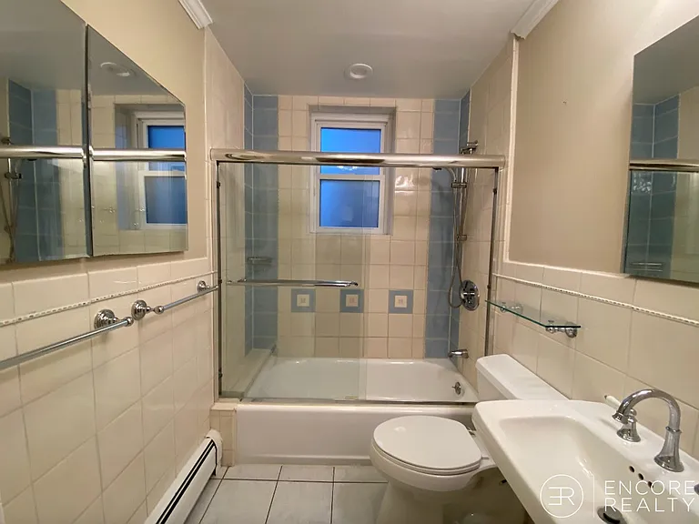 29 Longwood Ave #303 — Photo 3