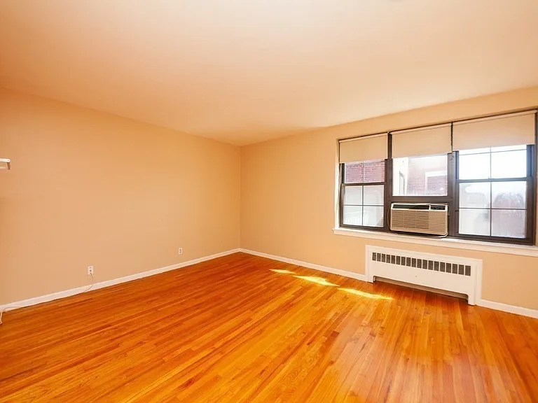 53 Harvard Ave #5 — Photo 4
