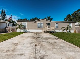 12275 Cross St, Largo, FL 33773