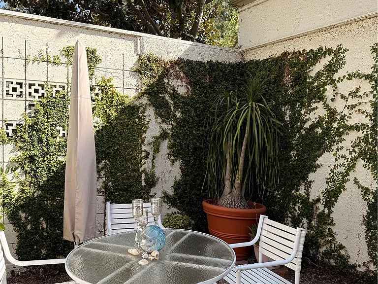 170 Avenida Majorca #D — Photo 4