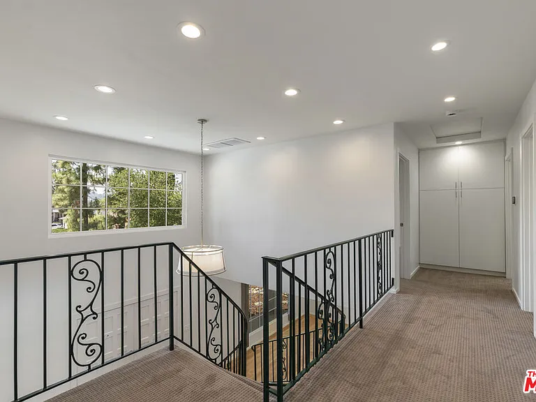 3062 Arrowhead Dr — Photo 16