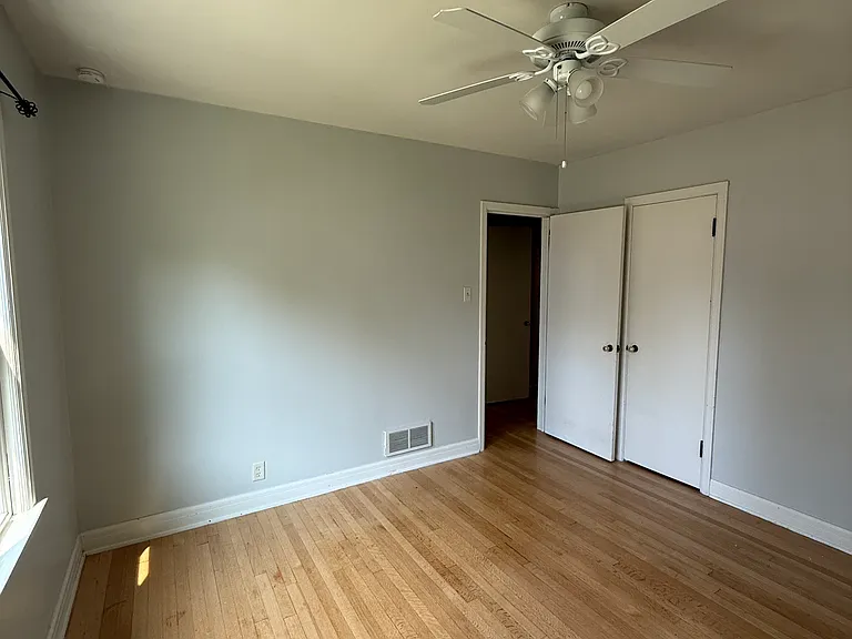 1307 S Clay St — Photo 18