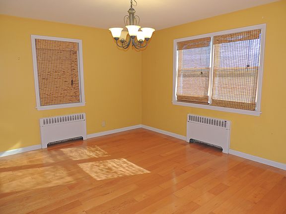 2nd image of 3 Hillside Ave