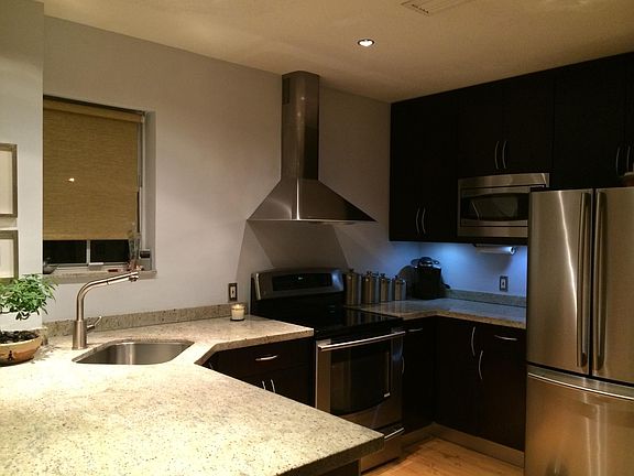 3rd image of 2850 Coconut Ave APT 10