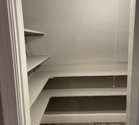 5th image of 728 McSorley St #1/2