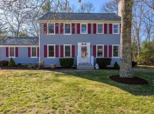 105 Fox Run Ln, East Falmouth, MA 02536