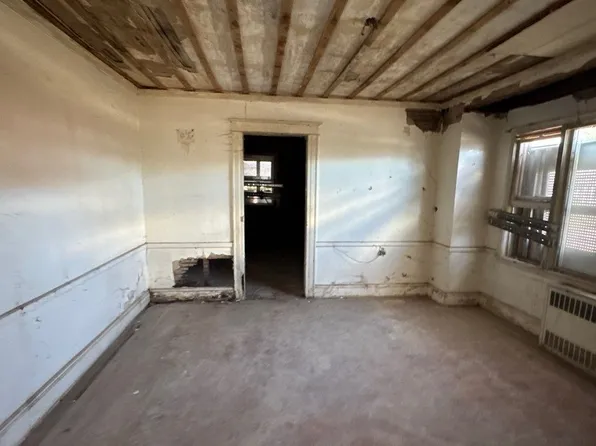 176-43 120th Avenue image 8 of 10