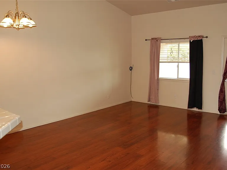 1791 Sycamore Ave #B — Photo 4