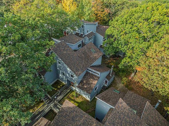 2nd image of 28 Condo Rd #1