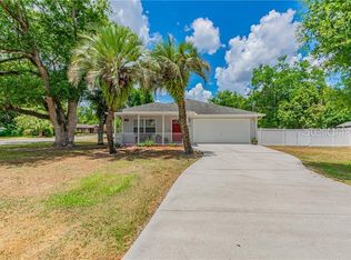 5511 18th St, Zephyrhills, FL 33542