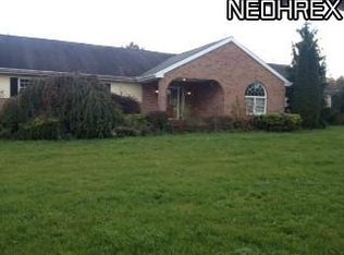 46207 State Route 46, New Waterford, OH 44445
