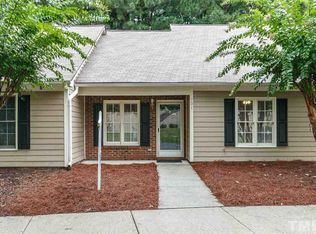 31 Crystal Oaks Ct, Durham, NC 27707
