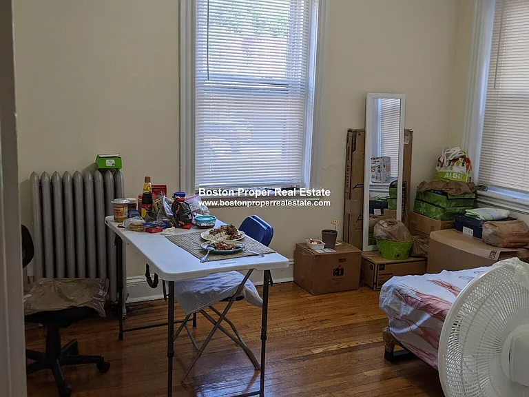 360 Riverway #12 — Photo 4