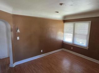 58 Waldo St, Pontiac, MI 48341