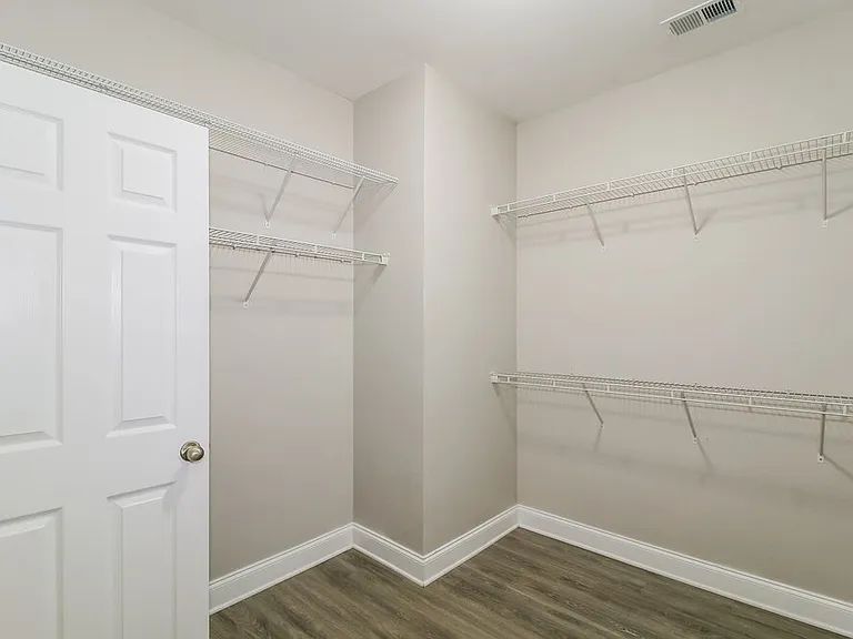 215 Village Park Dr — Photo 12