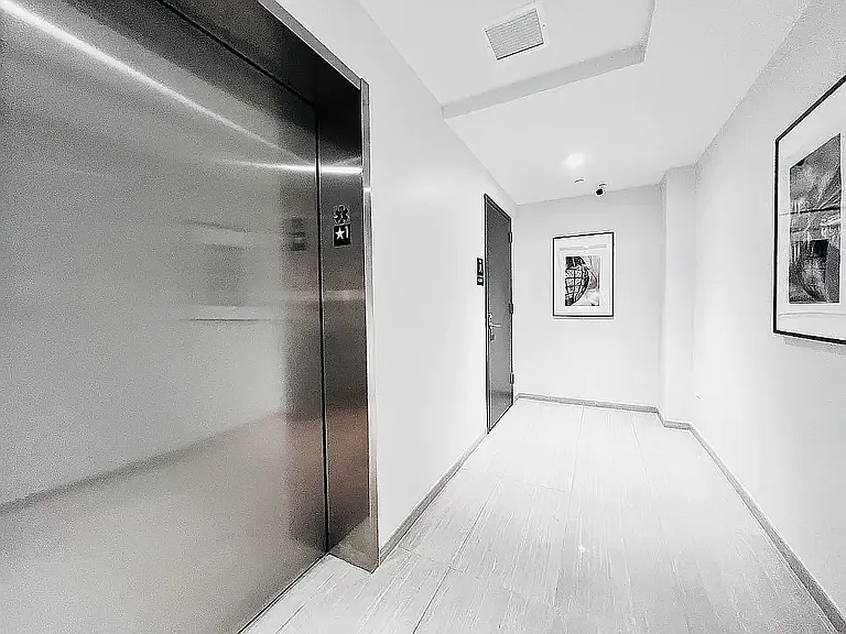 81-10 135th St #521 — Photo 5