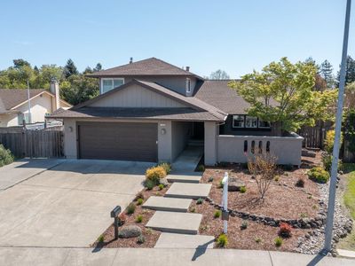 2020 Clydesdale Way, Petaluma, CA, 94954