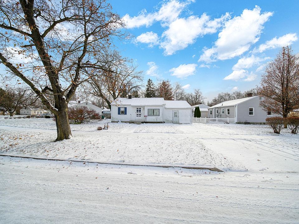 1st image of 595 Hunt Pl