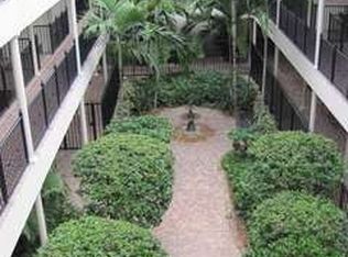 1400 Gulf Shore Blvd N APT 311, Naples, FL 34102