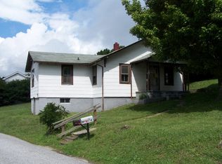 153 Hilltop Ln, Spruce Pine, NC 28777