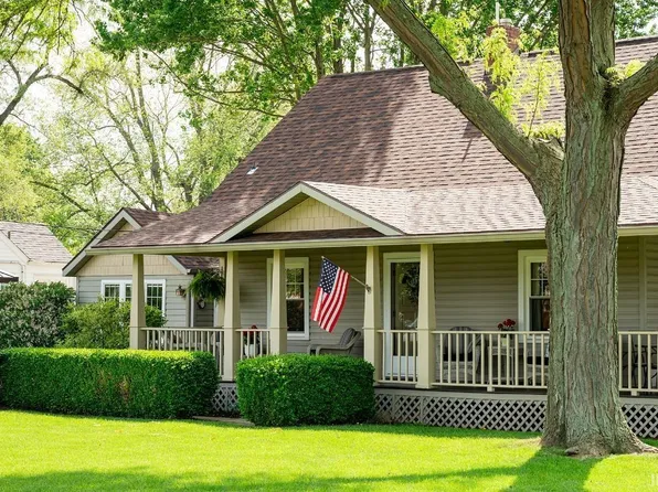 1601 S Andrews Rd, Yorktown, IN 47396