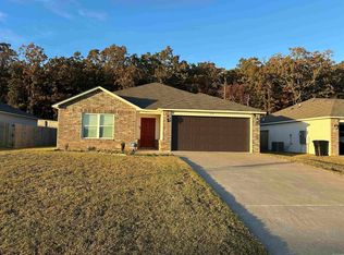 35 Barn Cat Way, Conway, AR 72032