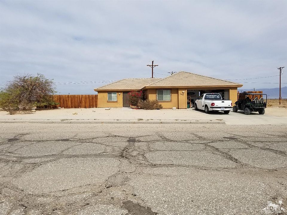 2nd image of 1442 Bering Blvd