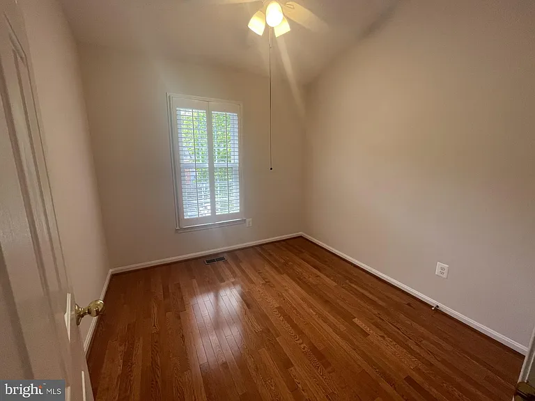 8845 Eagle Rock Ln — Photo 28