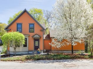 14 1st St, Concord, NH 03301