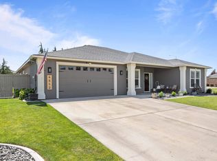 4612 Meadow View Dr, Pasco, WA 99301
