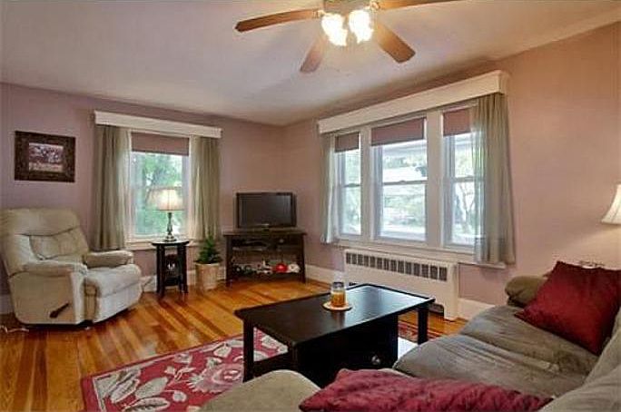 Living room when furnished