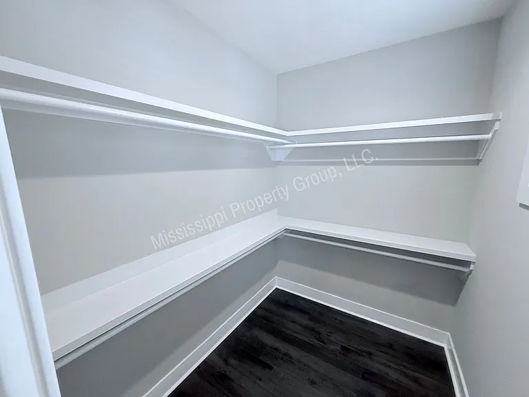 1402 Pleasant Dr — Photo 20