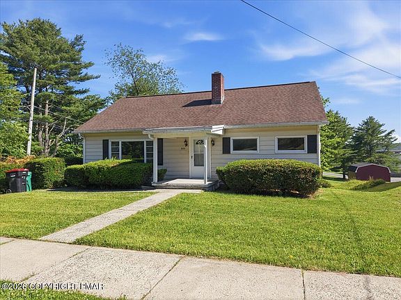 3rd image of 929 Coal St