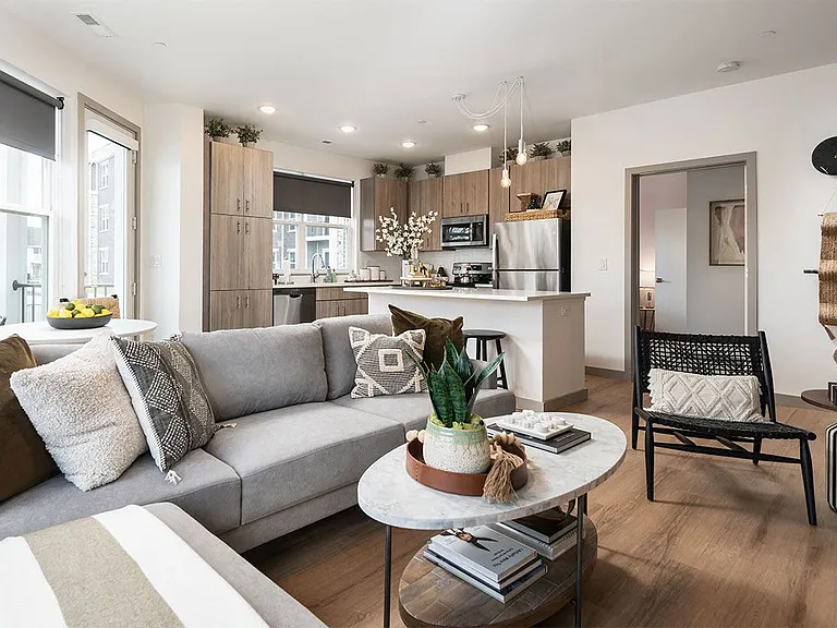One30 at Stonegate — Photo 9