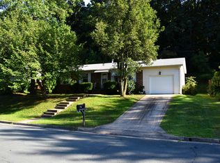 685 Gloria Pl, Staunton, VA 24401