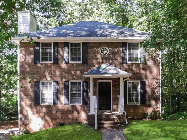 265 Buckeye Ln, Fayetteville, GA 30214