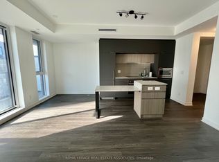 185 Alberta Ave #409, Toronto, ON M6C 0A5