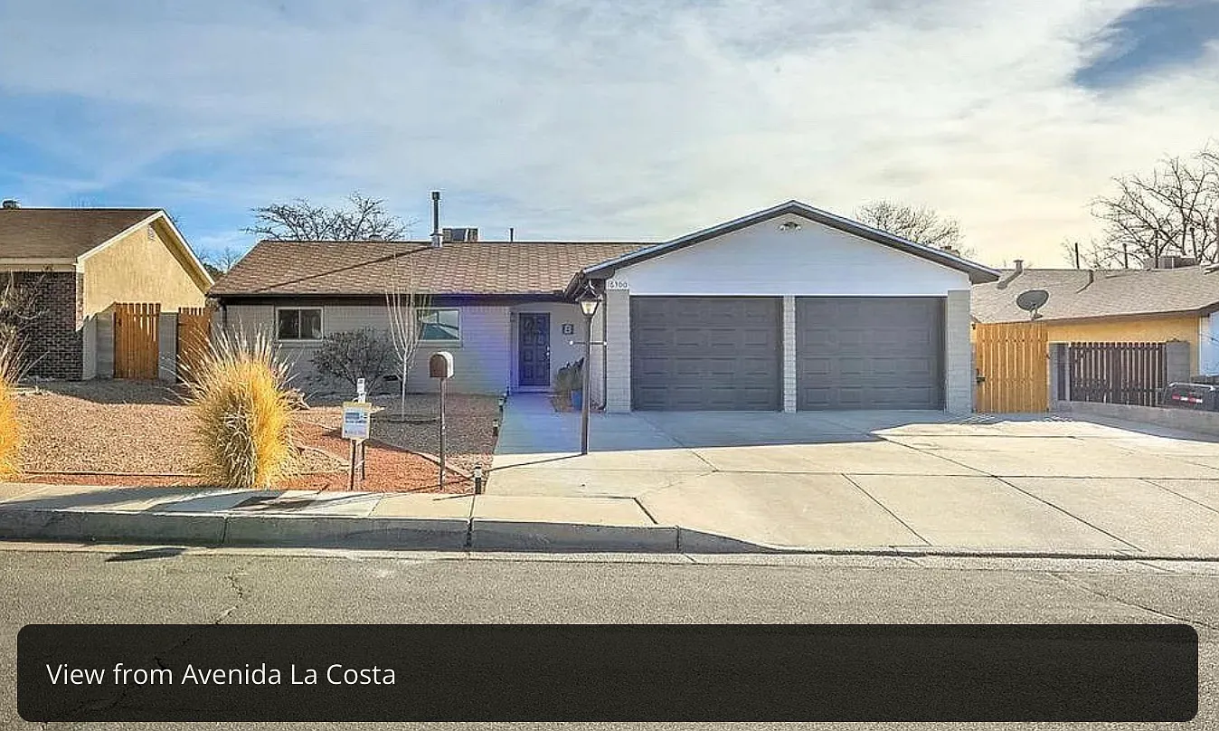 6300 Avenida La Costa NE — Photo 2