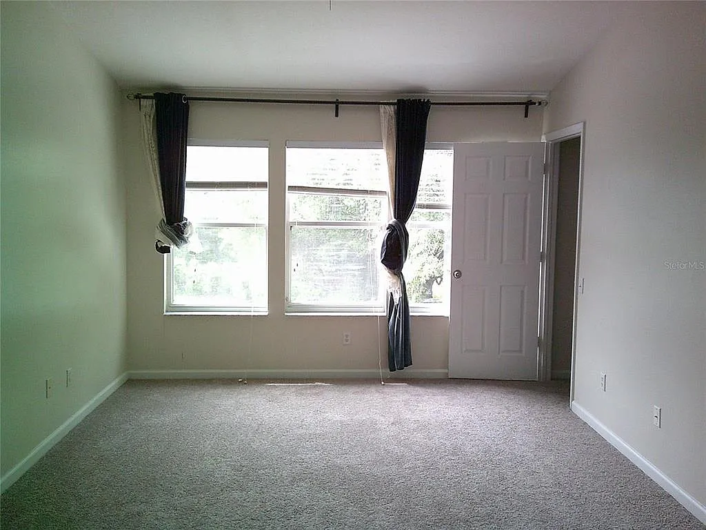 3 bed, 2.5 bath, 1682 sqft, $2,250 — Photo 3