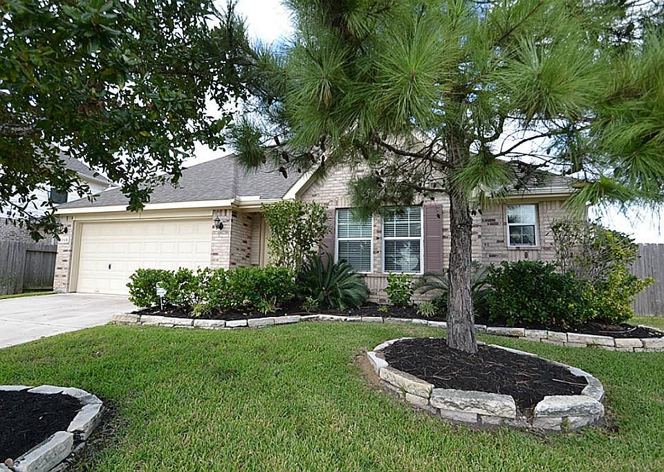 1st image of 2206 Hollow Bloom Ln