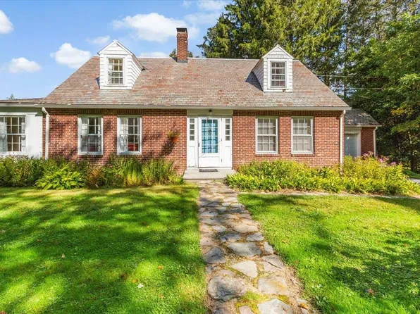 26 College Road, Bennington, VT 05257