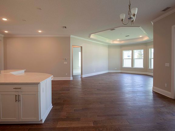 5th image of 361 Spanish Creek Dr