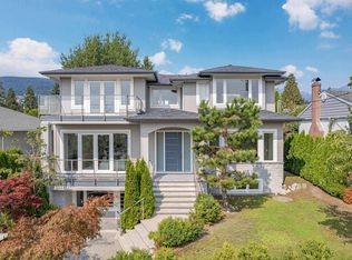 12XX Fulton Ave, West Vancouver, BC V7T 1N2