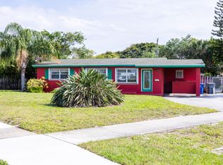 854 Evergreen Dr, Lake Park, FL 33403