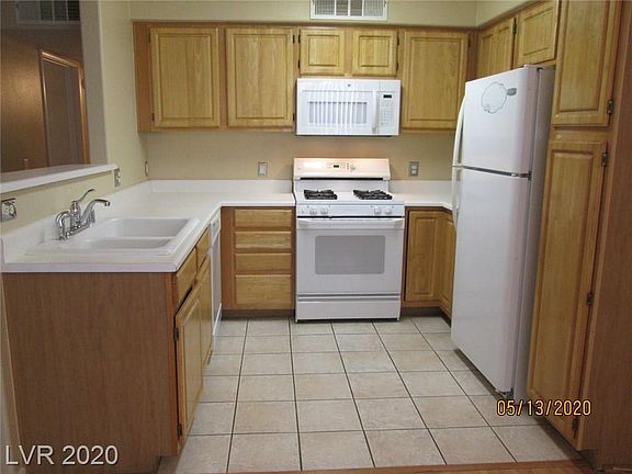 4th image of 5710 E Tropicana Ave Unit 1069