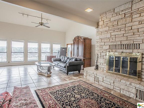 3rd image of 36 S Cliffwood Cir