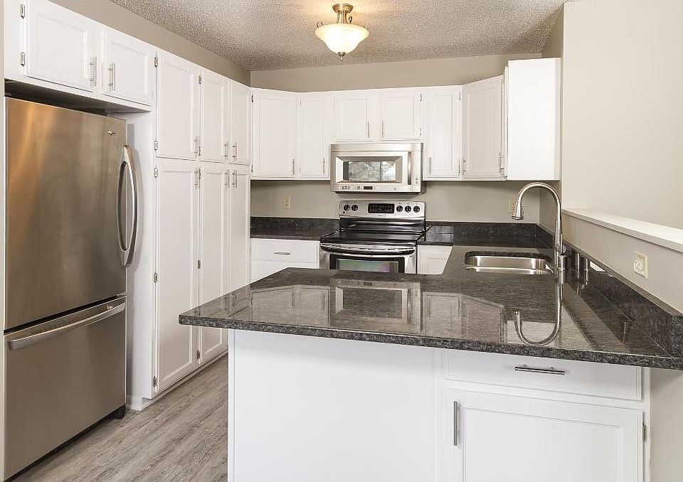 1st image of 5500 Pompano Dr APT D